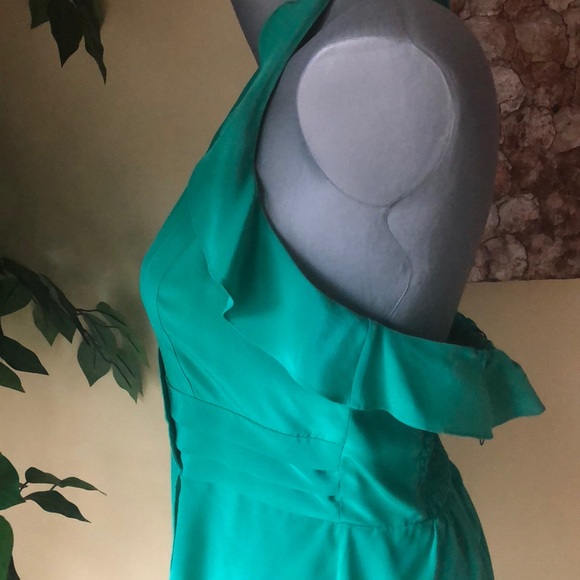 BCBGMAXAZRIA halter top - Picture 4 of 7